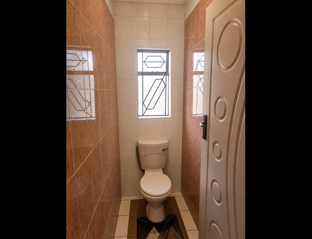 3 BEDROOM HOUSE FOR SALE IN EVATON WEST